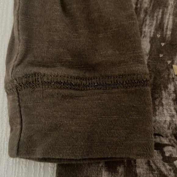 4/$15 MEXX long-sleeved t-shirt size small kids - Picture 4 of 4